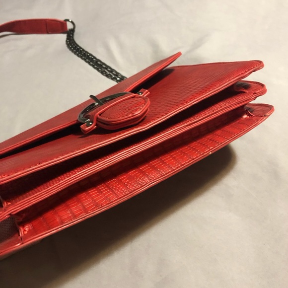 Cleo Red Chain Handle Purse - Picture 5 of 12
